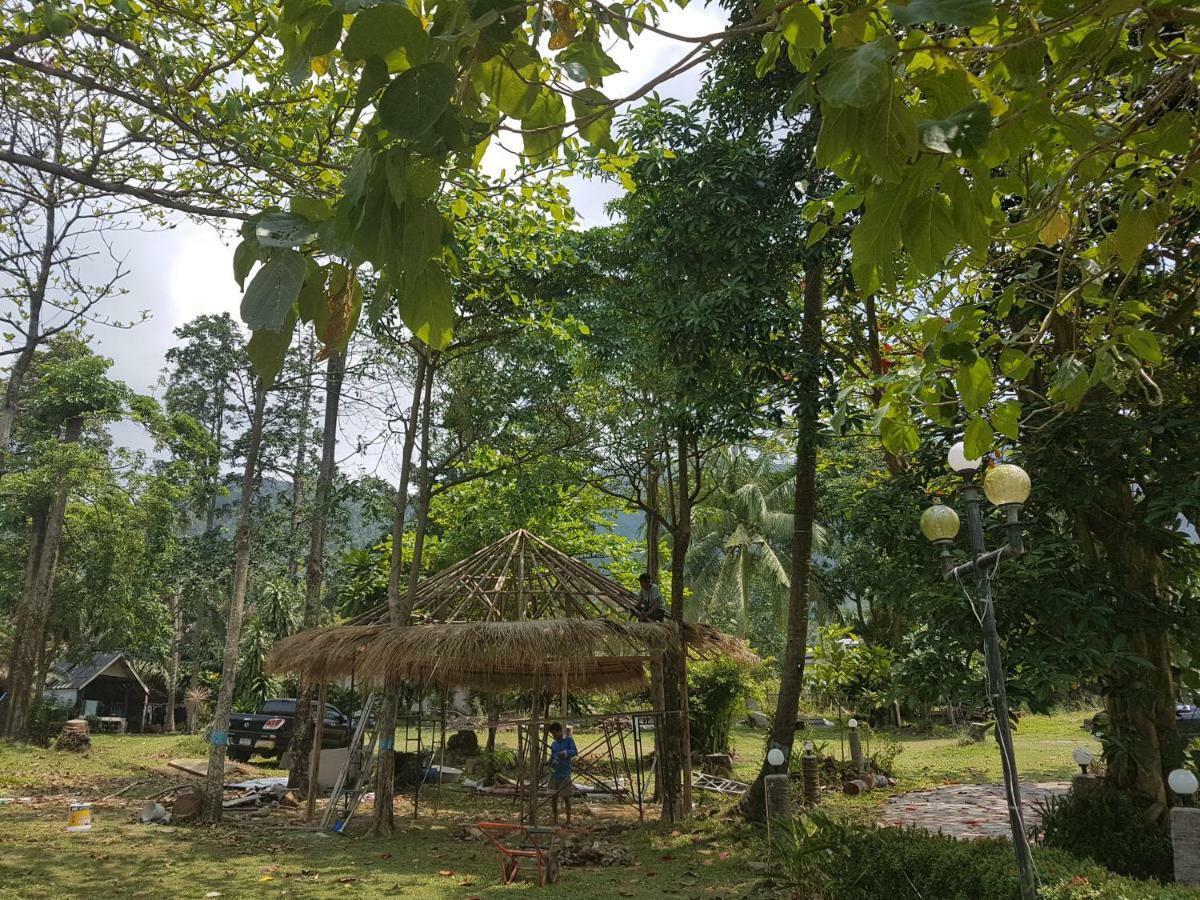 ฺ湾码头小屋旅馆 象岛 外观 照片