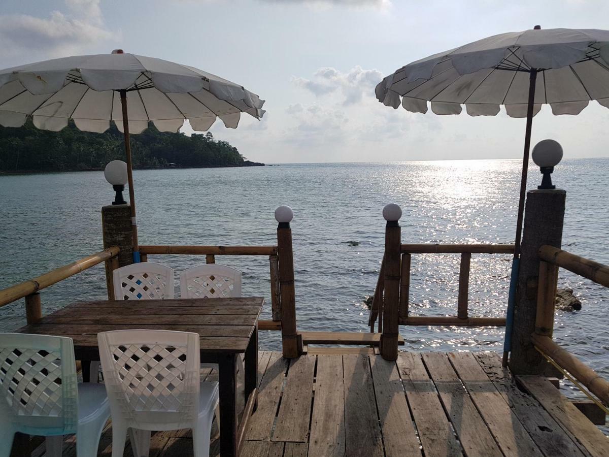 ฺ湾码头小屋旅馆 象岛 外观 照片