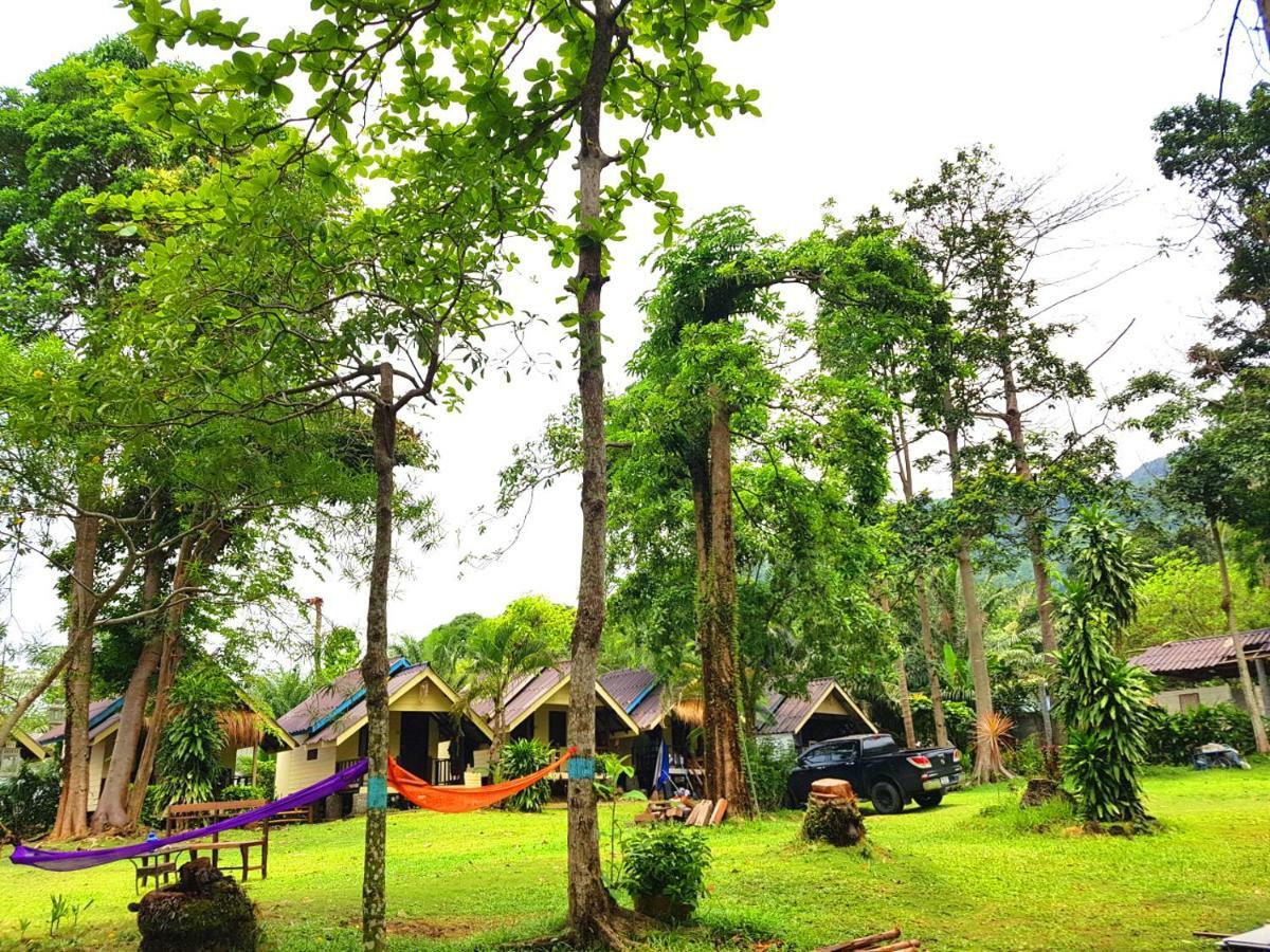 ฺ湾码头小屋旅馆 象岛 外观 照片