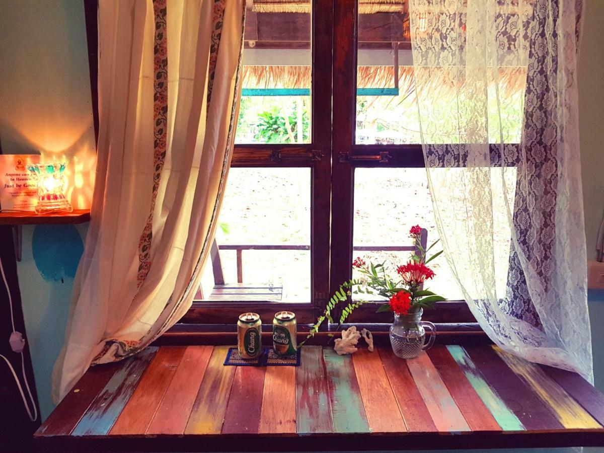ฺ湾码头小屋旅馆 象岛 外观 照片