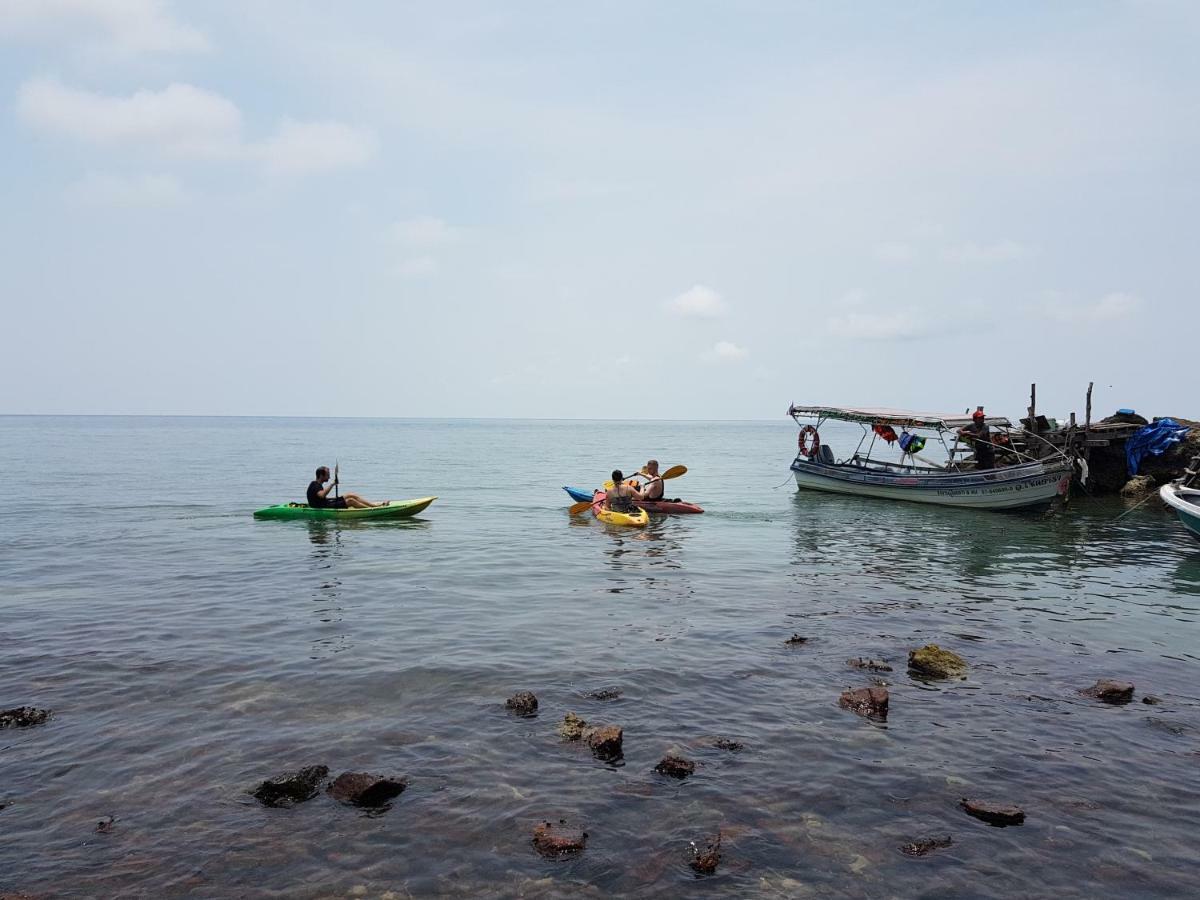 ฺ湾码头小屋旅馆 象岛 外观 照片
